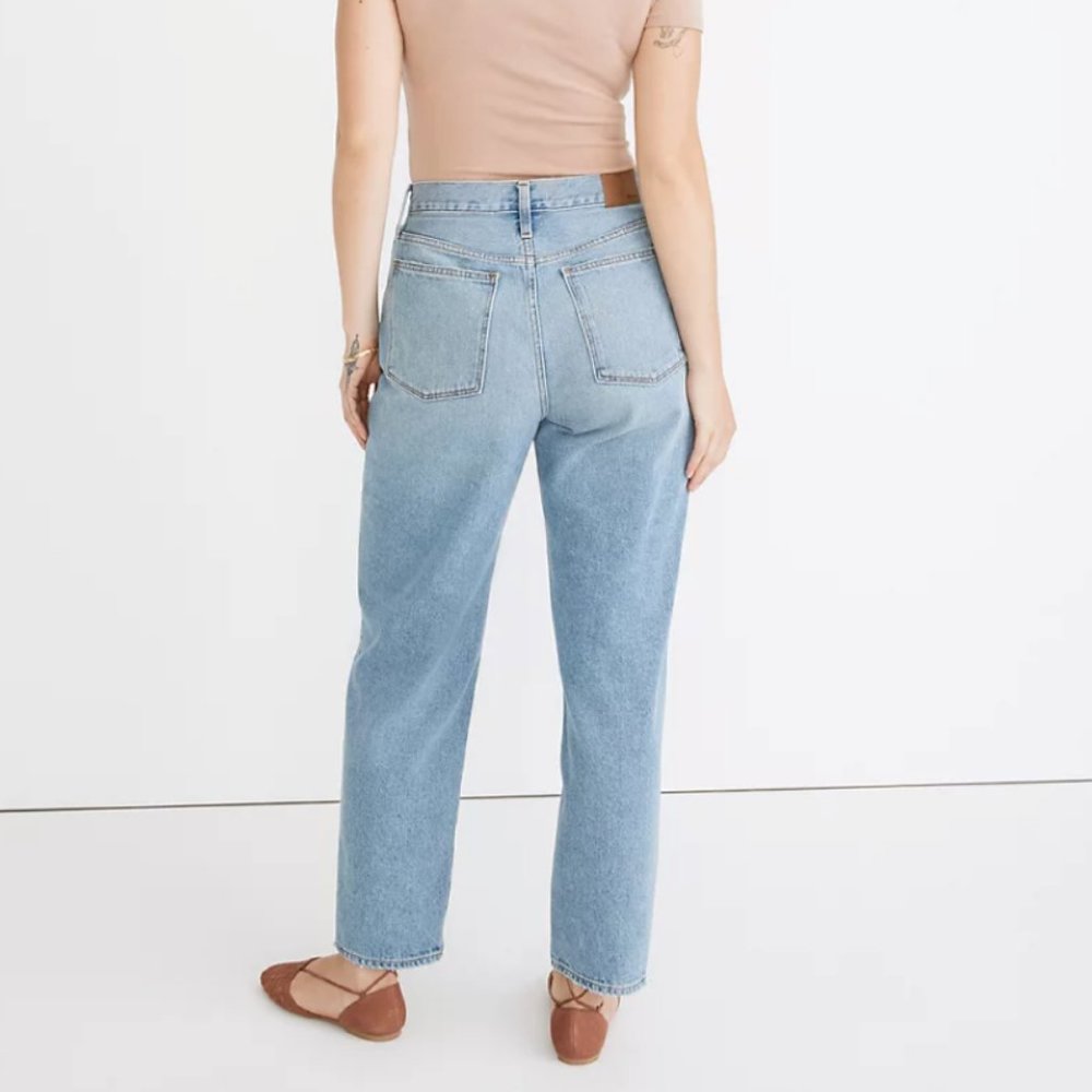 Madewell – High-Waisted Baggy Tapered Jeans in Whitwell Wash size 29